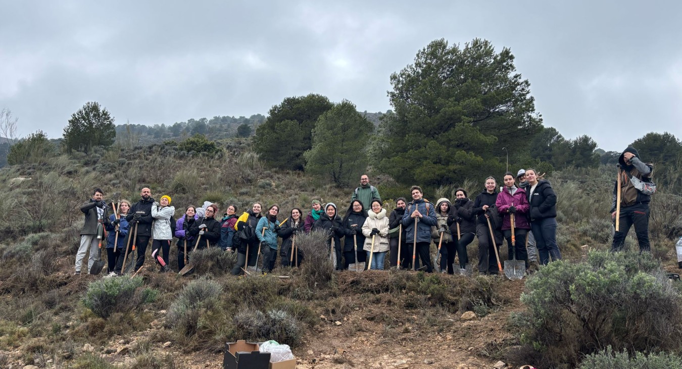 The team who recovered the irrigation channels in Los Cerricos 